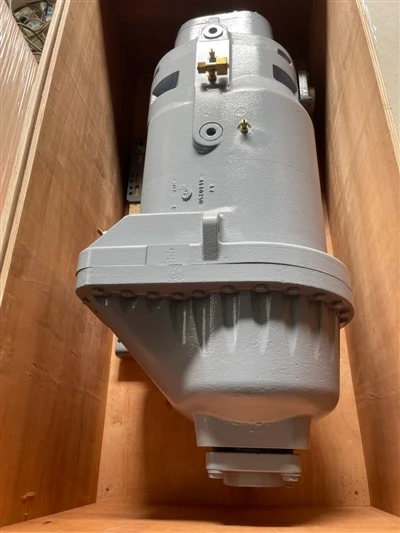 06TSR155 Nizkotemperaturni vijačni kompresor za hladilnico HVAC